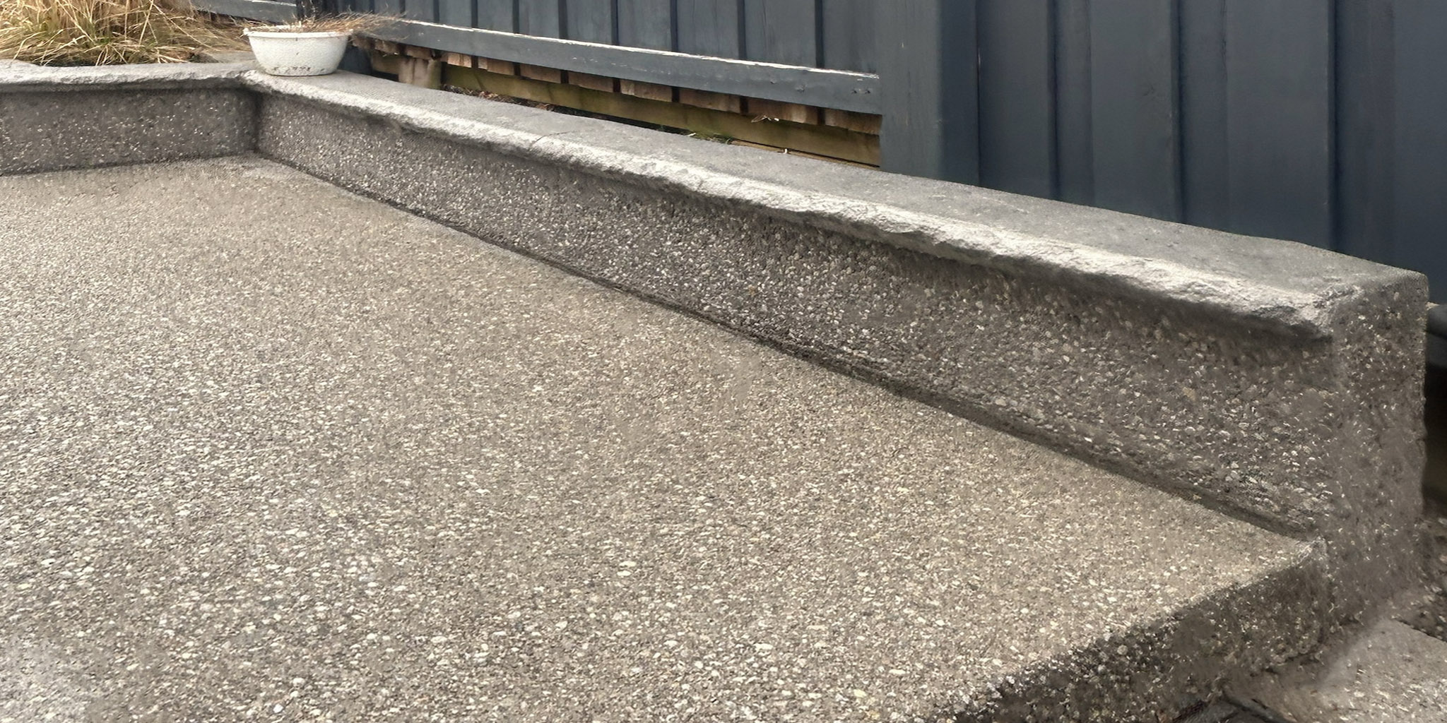 Retaining walls